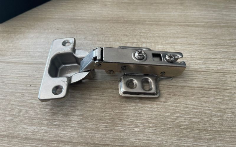 cấu tạo của bản lề giảm chấn