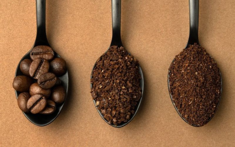Điều chỉnh độ mịn bột cà phê để crema hoàn hảo