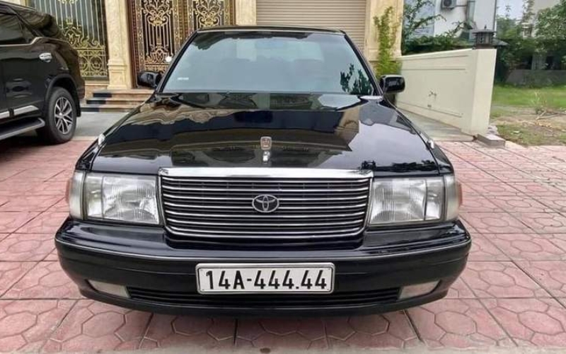 Thiên hoàng phúc tứ